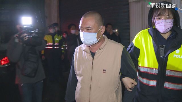 賭場藏鐵工廠 警冒雨埋伏逮31賭客
