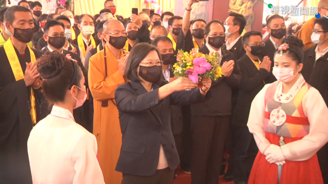 總統出席祈福法會 感謝配合防疫