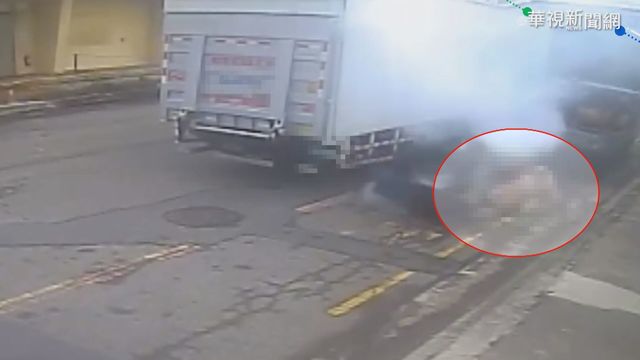 輪胎｢氣爆｣冒白煙 技師震飛倒地