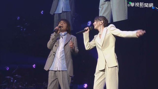 睽違五年攻蛋 王心凌伍佰跳花朵舞