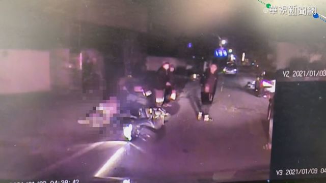擦撞無牌機車倒地 嬤遭酒駕轎車輾斃