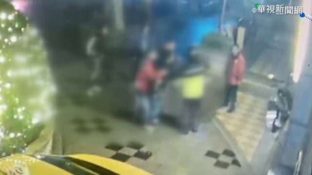 等太久爆衝突 外送員亮BB槍遭刺傷