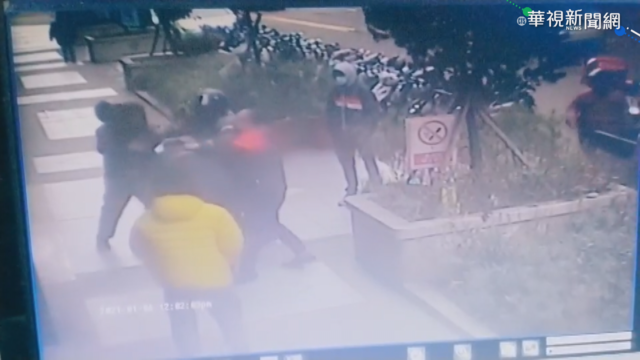 送餐遭拒收 外送員找同業毆保全