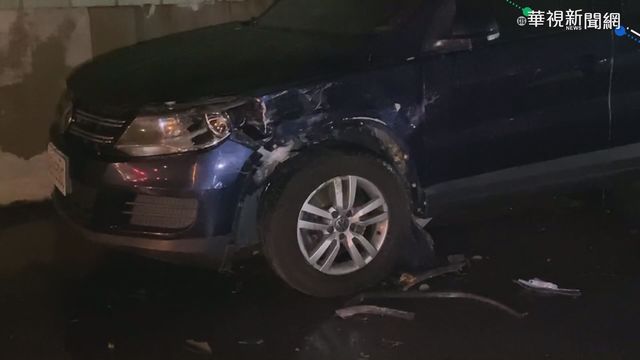 休旅車閃貓撞翻車 民宅瓦斯管遭撞斷