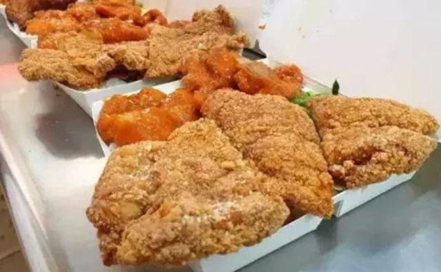 天氣冷不讓員工外送！ 遭顧客抱怨老闆5字霸氣回應