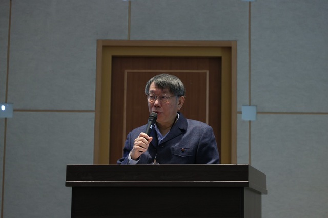 對外軟弱、對內蠻悍！ 柯文哲痛批民進黨「雙標」