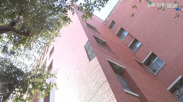 熱脹冷縮! 彰化縣警局外牆磁磚掉落