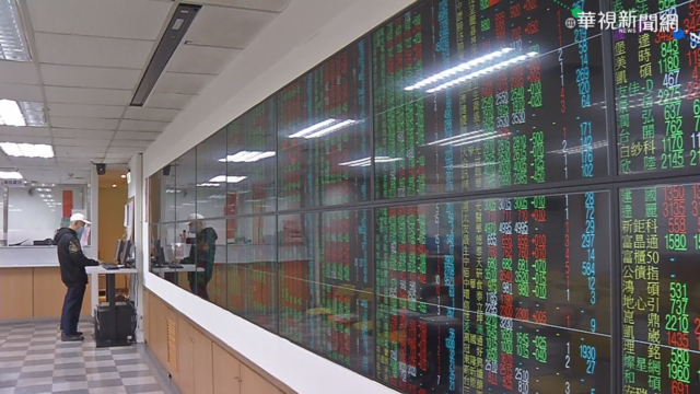 台股衝破萬五 黃天牧籲留意風險