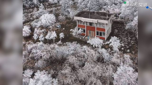 好冷! 宜蘭｢最高｣學府學生裹大衣