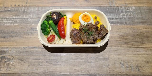 「水煮健康餐盒」為何那麼貴？內行人點出關鍵原因