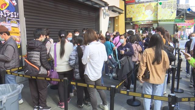 日系百貨人多防破口 衛生局加強督導