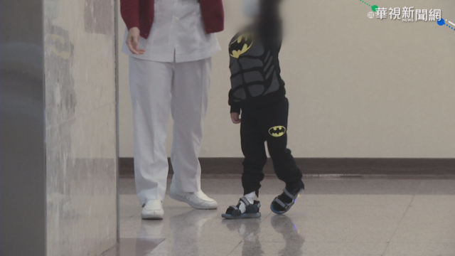 4歲男童罹罕病 東南亞來台開腦.換肝