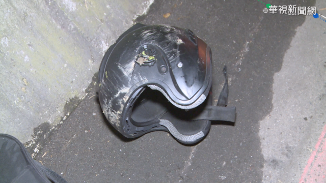 少年無照騎車載友 自撞護欄摔落邊坡