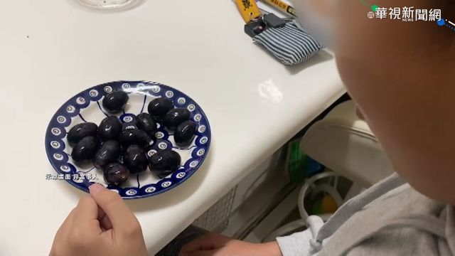 2歲童吃葡萄噎到 求救消防仍來不及