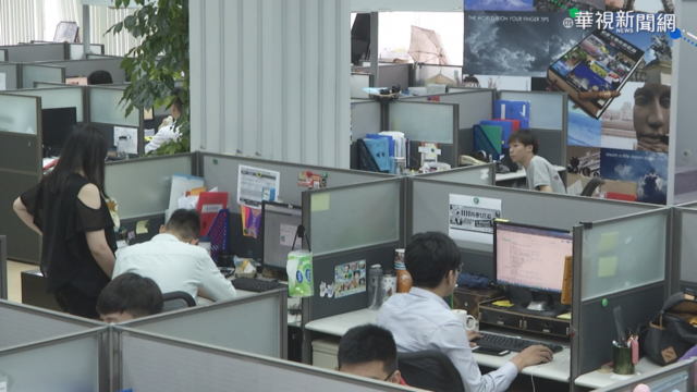 公司宣布過年「爽休11天」 他一看公告怒了：檢舉