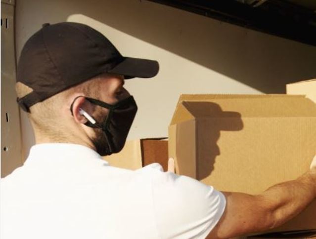 戴AirPods睡覺醒來「一邊不翼而飛」 X光一照竟在這…