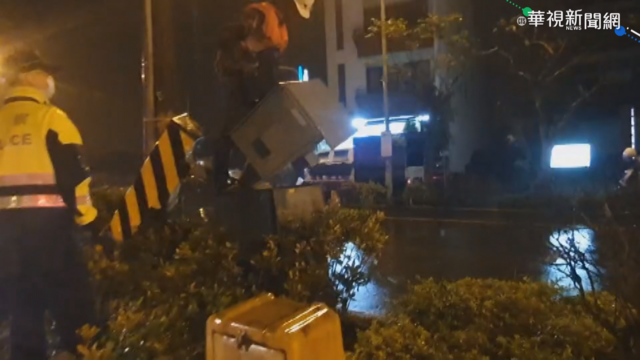 ｢醉｣該罰! 駕駛醉撞測速桿恐賠200萬