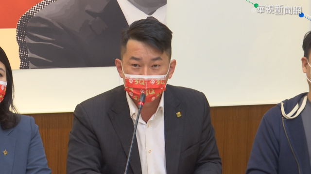 連署書送中選會 正式提案罷免陳柏惟