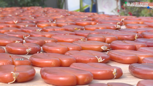 過年爽吃烏魚子！他這樣「烤」 全場暴動：超好吃