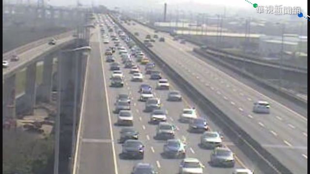 西部國道北返車潮現 國1.國3多處紫爆