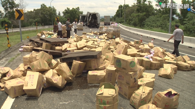 天外飛來輪胎皮!國道掉落物暴增5千件