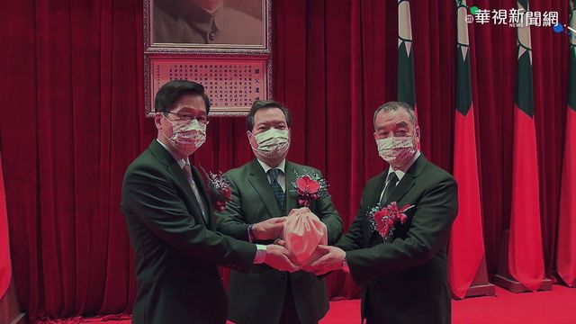 邱國正接任防長 傳取消後備裝甲部隊