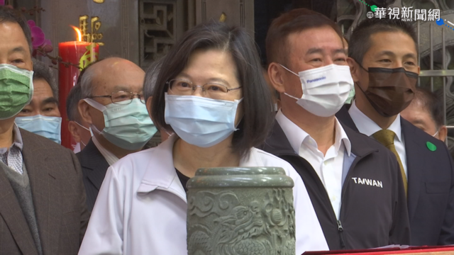 元宵節訪大直宮廟 總統參香祈福