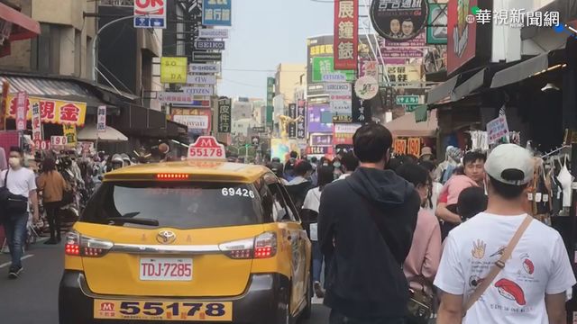 228連假瘋出遊! 高雄輕軌運量大增