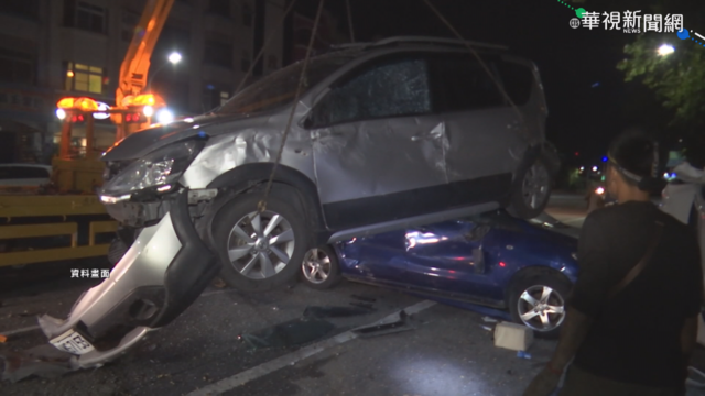 車禍頻傳要注意 上路勿分心滑手機!