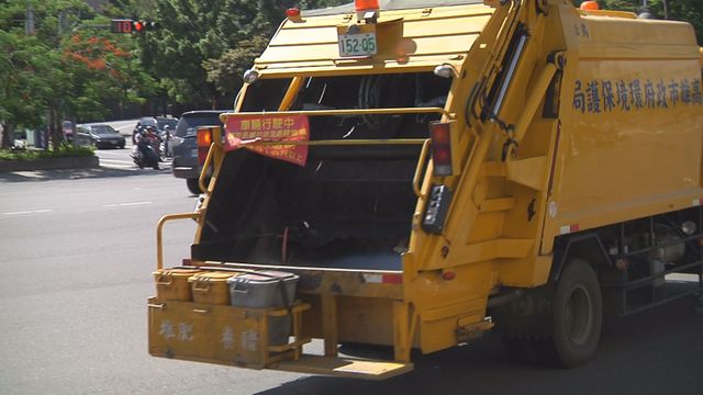 自己不吃又不想丟？清潔員曝常收到民眾請「過期咖啡」