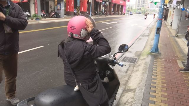 路上騎車突挨拳 女騎士報警驗傷