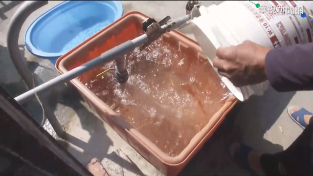 久旱不雨 美濃上千戶缺水靠運水度日