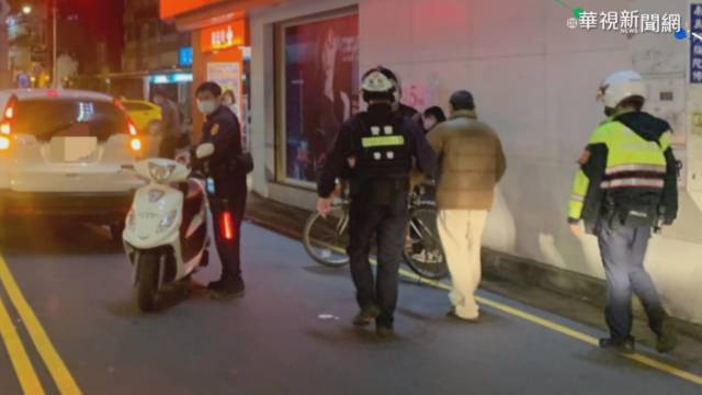 酒後騎單車自撞 醉男遭上銬逮警局