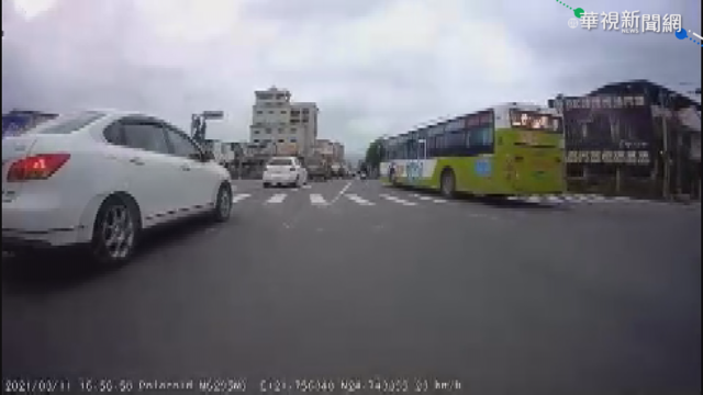 公車危險蛇行 交通處:函送警局法辦
