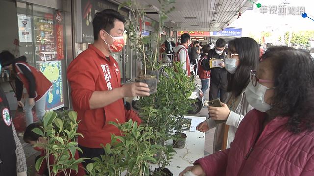 刪Q團體跑市場衝連署 陳柏惟轟假公民