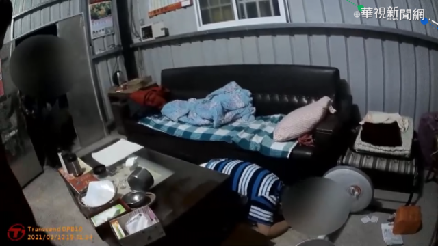 七旬翁血糖過高昏倒 警踹門搶救