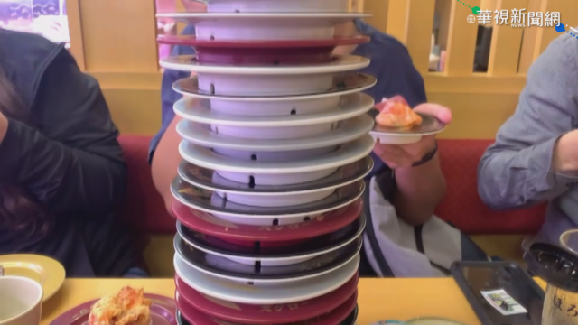 改名拚掃盤免單 營養師曝鮭魚壽司安全盤數