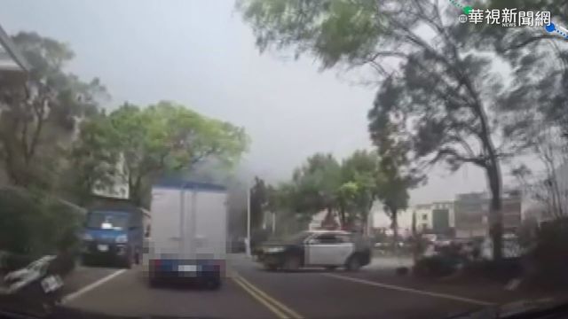 盜採牛樟木! 通緝犯拒捕衝撞警車