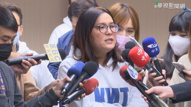 藍委追疫苗採購內容 立院爆全武行