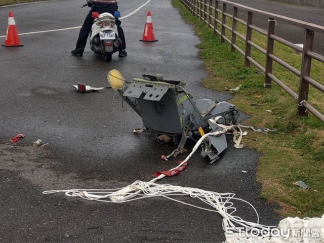 快訊》三軍聯訓指揮官證實 岸邊尋獲空軍頭盔