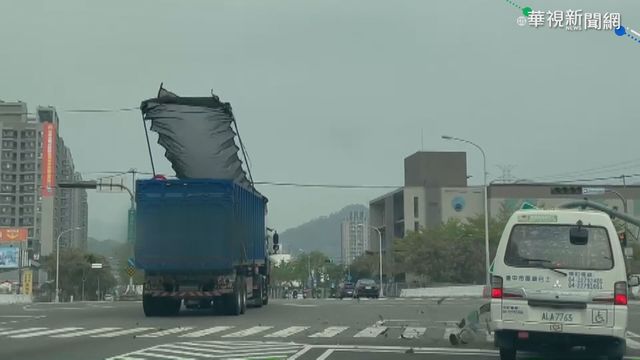 誤觸控制器 聯結車突升網架毀號誌