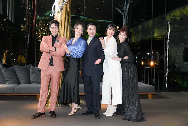 李天柱扮富爸爸與劉瑞琪湊對養《三隻小豬》