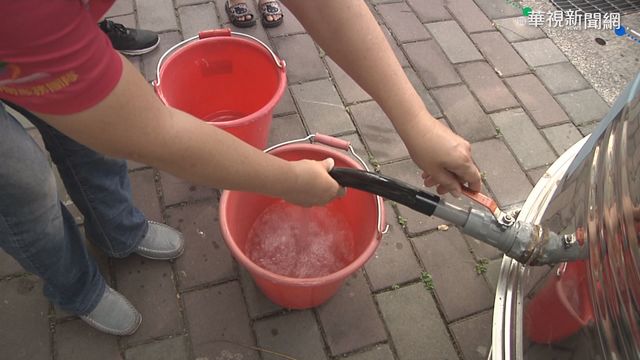 台中第2輪限水 百貨業者買水應急