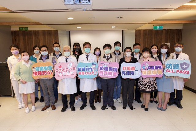 AZ疫苗開放第四類接種 周志浩：173家醫院供預約