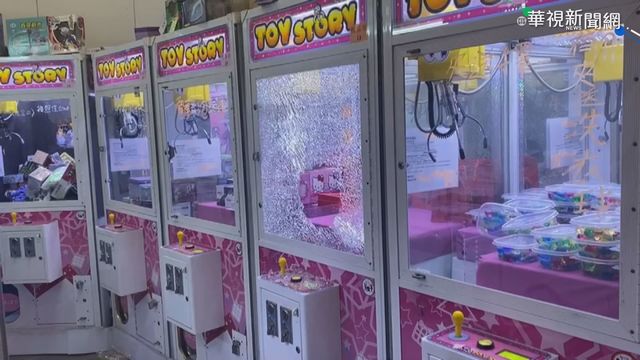 熱脹冷縮手法破壞 男賊竊娃娃機金幣