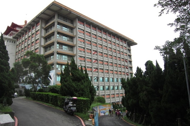 女學生遭「文大怪人」夜襲 校方：應立即聯繫教官