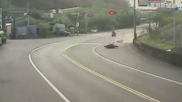 打滑自撞水泥護欄 騎士上班遇死劫