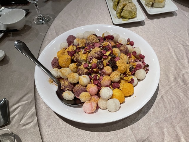 喜酒吃哪道菜最浪費紅包？眾全指「炸湯圓」