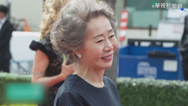 南韓國寶級演員尹汝貞 抱回小金人