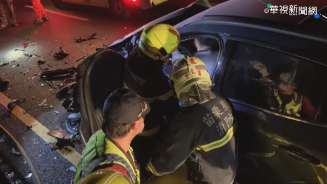 救援國道車禍事故 拖吊車遭追撞1傷